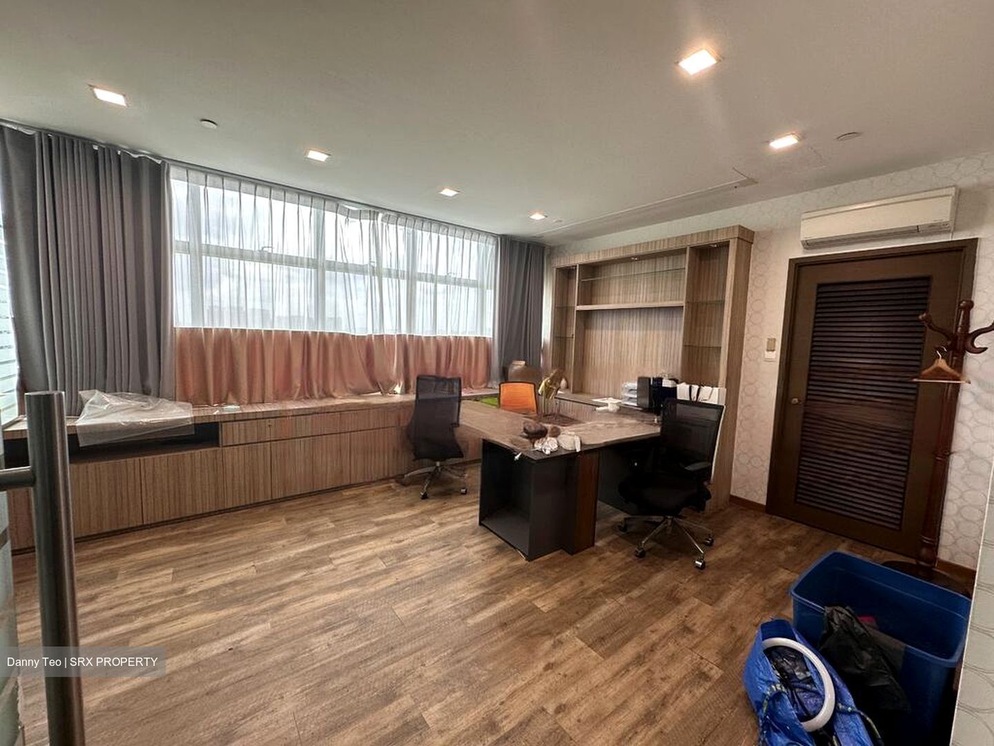 8B @ Admiralty (D27), Factory #472449211